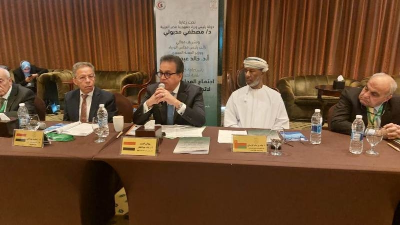 «الأطباء العرب» يجدد الثقة في «الزدجالي» رئيسًا للمجلس الأعلى و«عبدالحي» أمينًا عامًا