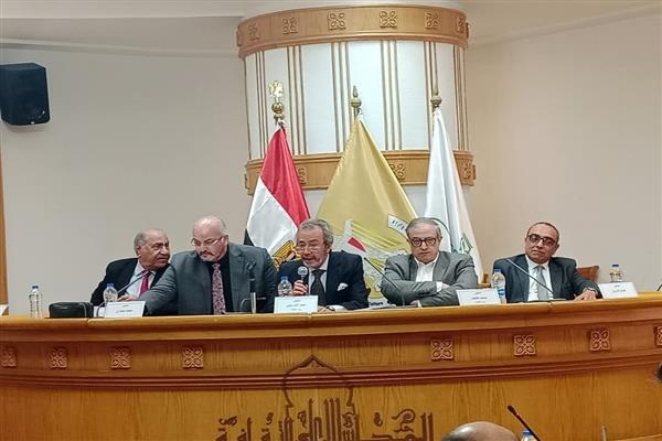 توصيات مؤتمر الاتجاهات العالمية الحديثة في توظيف الذكاء الاصطناعي في المنتج الثقافي والإعلامي