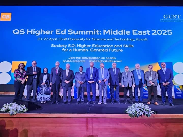 رئيس جامعة كفر الشيخ يشارك فى قمة QS العالمية للجامعات بالكويت