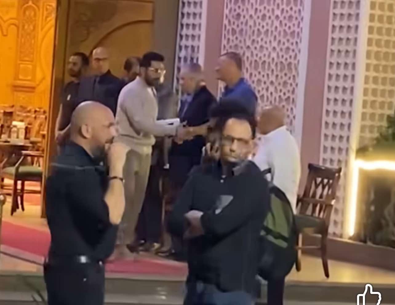 أبرزهم هالة سرحان وأحمد حلمي.. نجوم الفن والإعلام في عزاء نبيل سالم زوج سناء منصور