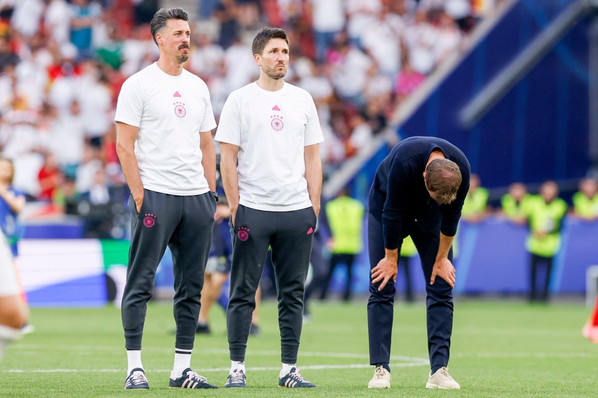 خيارات كثيرة أمام فاجنر للتدريب في الدوري الألماني