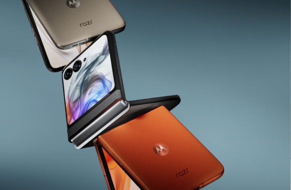 «موتورولا» تكشف عن 3 هواتف «Razr» قابلة للطي بمواصفات مبتكرة وتصميم فريد