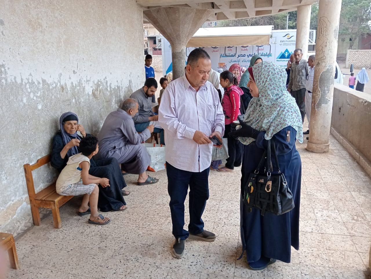 الكشف على 417 مريضًا في قافلة طبية بقرية كفر خضير في البحيرة