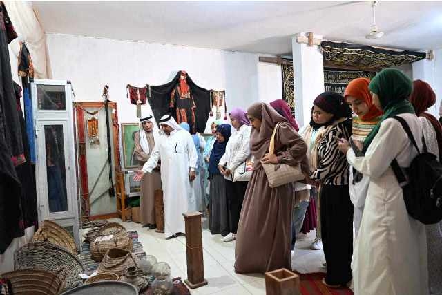 مشروع «أهل مصر» بالعريش.. متحف التراث السيناوي يستقبل فتيات الملتقى العشرين لثقافة وفنون الفتاة والمرأة