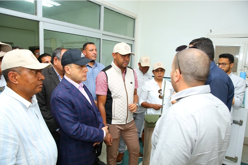 محافظ كفرالشيخ ووزير الزراعة بمدغشقر يتفقدان المركز الدولي للتلقيح الصناعي بسخا