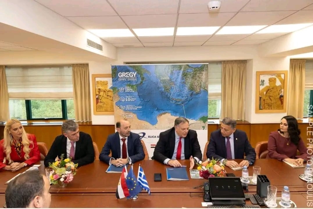 بروتوكول تعاون بين البنك الأوروبي لإعادة الإعمار ومجموعات شركات "كوبولوزيس" المنفذة لمشروع الربط الكهربائي