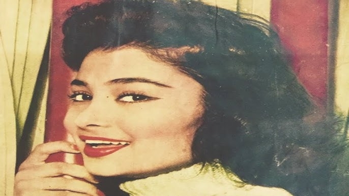 «عشانك يا قمر».. إيمان «سمراء النيل» كما لم ترها من قبل في 50 صورة نادرة