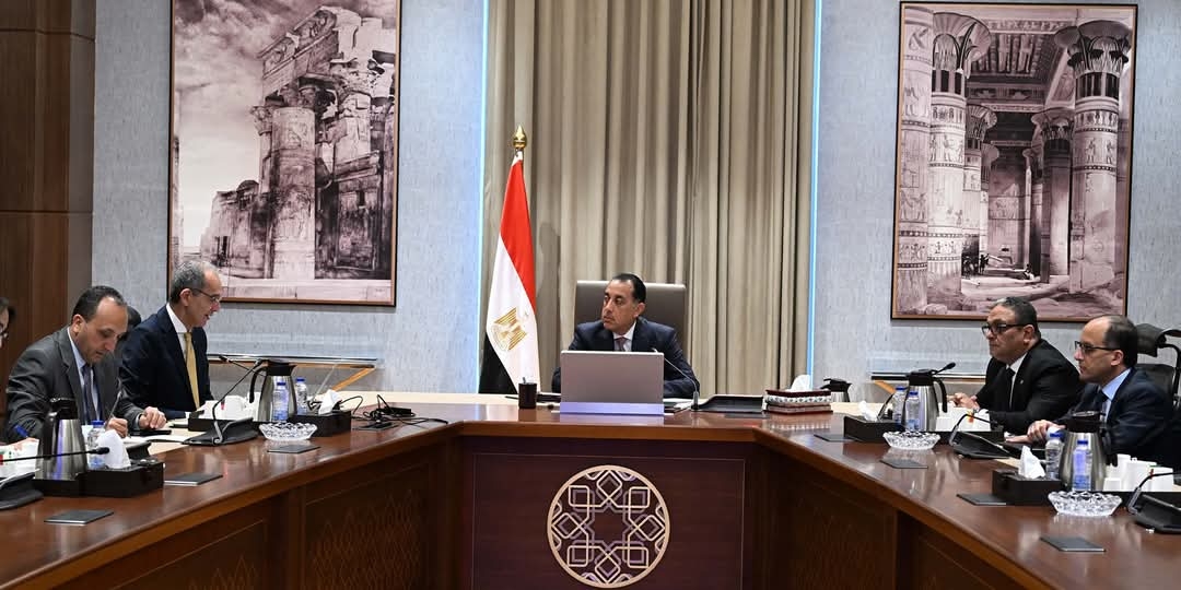 وزير الاتصالات: 16.9 ألف فرد سجلوا على منصة "الرواد الرقميون".. و15 ألفًا تقدموا للمبادرة