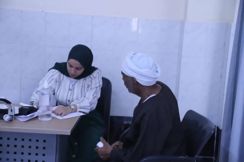 تقديم خدمات لأكثر من 1100 مواطن خلال قافلة طبية بسفاجا