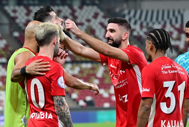 شباب الأهلي يرد اعتباره بالفوز على الجزيرة في الجولة الأخيرة من الدوري الإماراتي