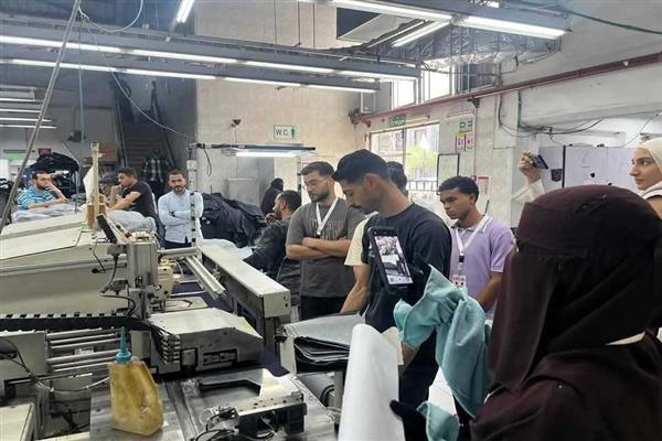 مركز تحديث الصناعة ينفذ زيارات ميدانية للطلاب لمصانع ببورسعيد
