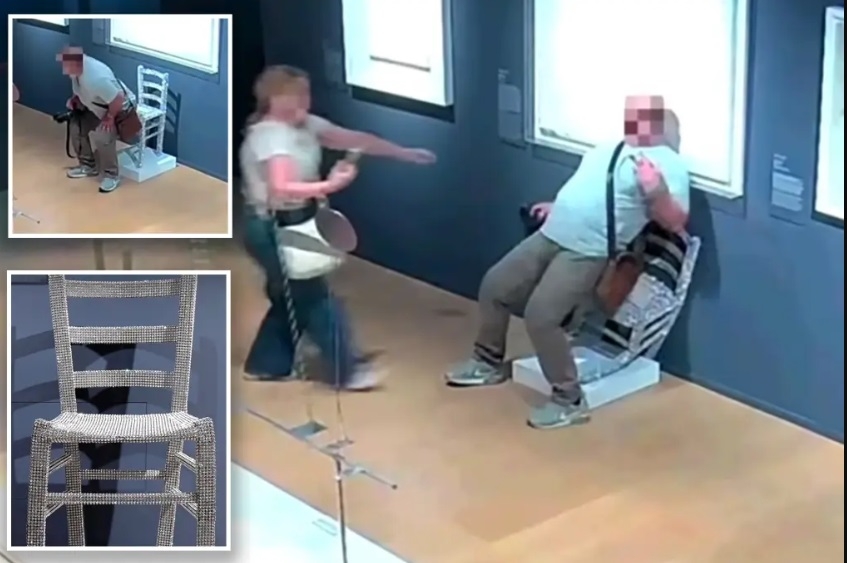 متحف فيرونا يقاضي سائحًا كسر كرسيًا فنيًا خلال جلوسه عليه لالتقاط صورة