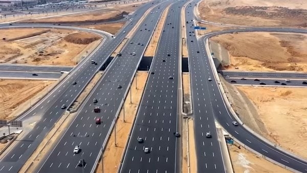 «ثورة 30 يونيو.. بداية عهد جديد في بناء مصر الحديثة» النقل تحقق طفرة تاريخية في مشروعات الطرق والكباري