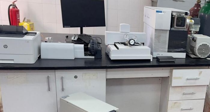 صحة مطروح: دعم المعمل المشترك بجهاز السموم GC/MS/MS