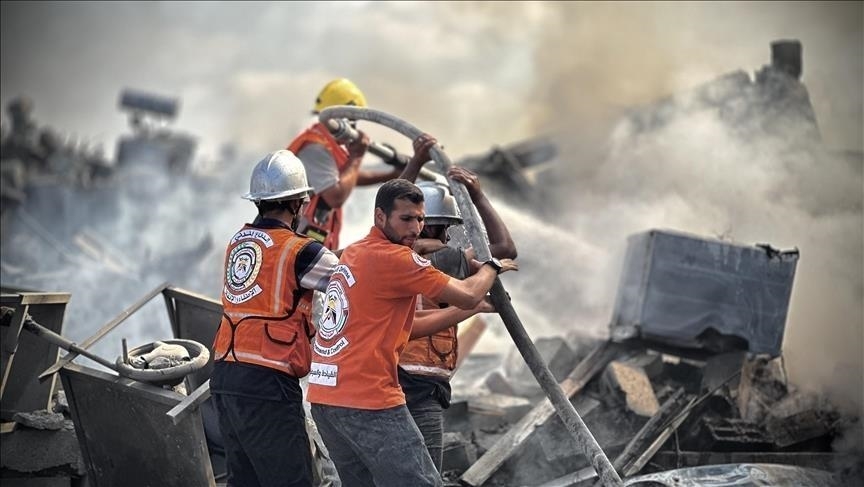 الدفاع المدني في غزة: اليوم صعبٌ للغاية بسبب كثرة المجازر
