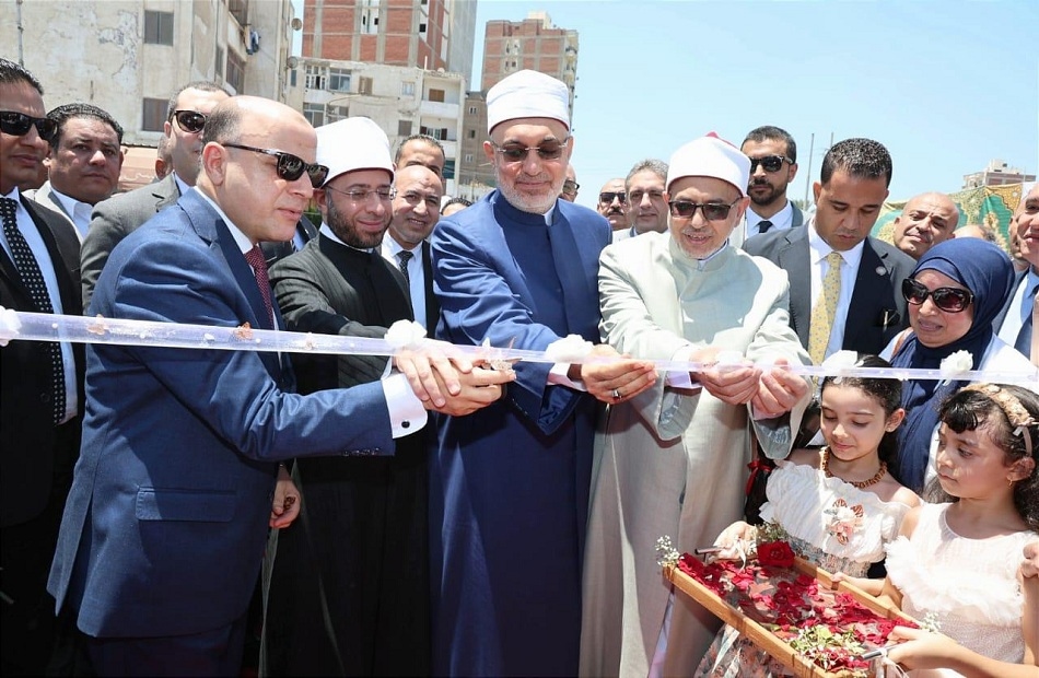 افتتاح المرحلة الأولى من تطوير ساحة مسجد سيدي إبراهيم الدسوقي بكفر الشيخ