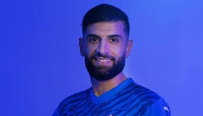 نيوم يواصل صفقاته ويضم علاء آل حجي من الوحدة