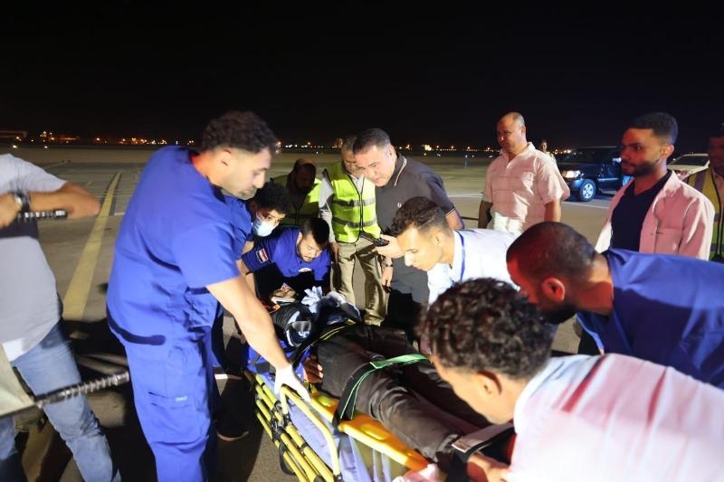 إنقاذ 22 وانتشال 4 جثامين وفقد 4 آخرين في حادث غرق الحفار