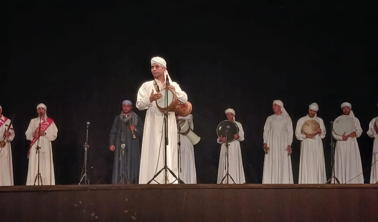 أطفال الأنفوشي والتنورة التراثية يتألقان في ثاني أيام "صيف بلدنا" بالإسكندرية