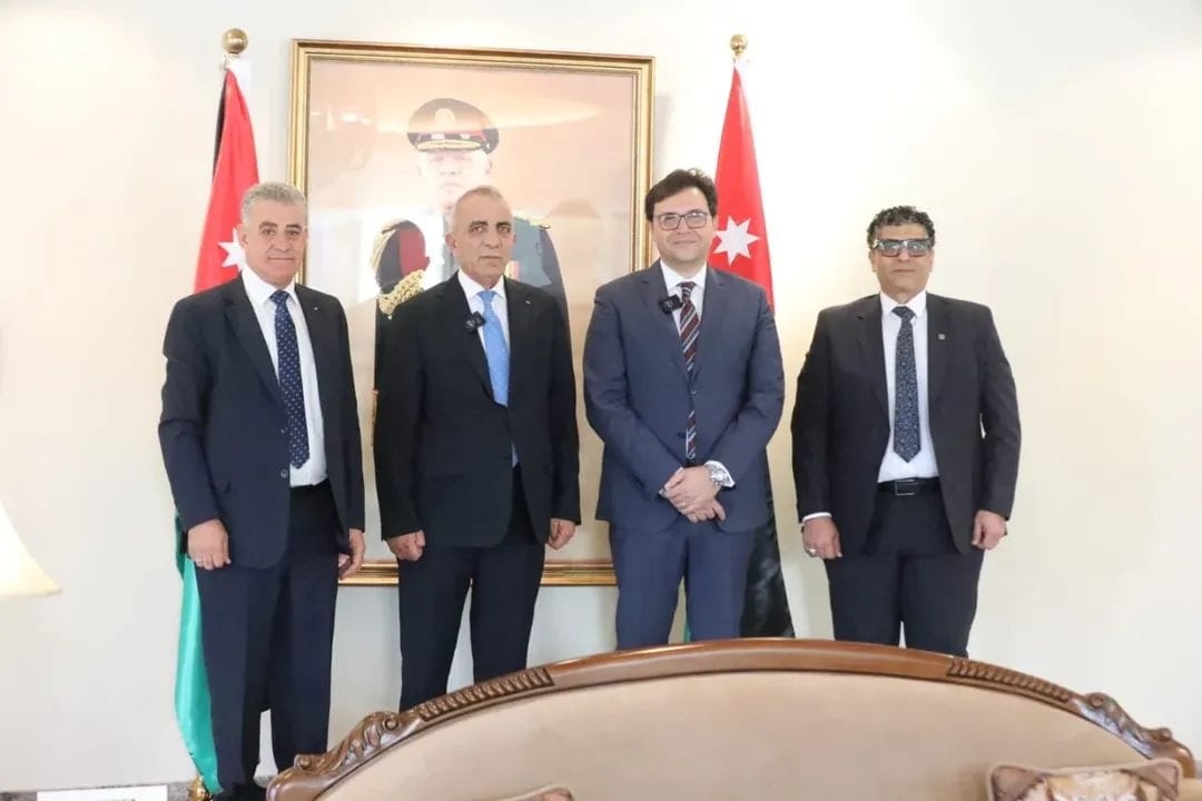 وزير الثقافة يلتقي نظيره الأردني لبحث التعاون الثقافي والفني بين البلدين في مجالات التراث والموسيقى والمسرح