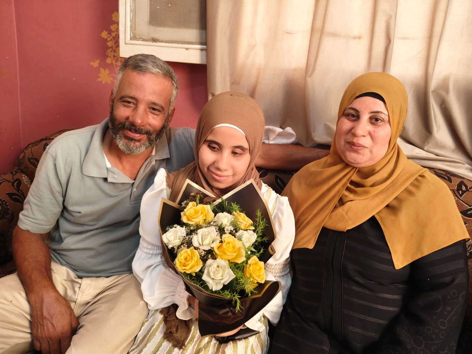 الأولى على الثانوية الأزهرية «من ذوي البصيرة»: والدتي صاحبة الفضل في تفوقي بعد الله