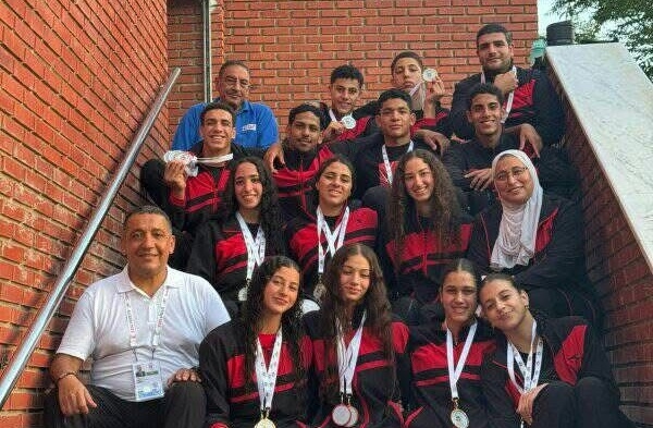 السباحة تهيمن على دورة الألعاب الأفريقية للمدارس بـ42 ميدالية وتهدي الفوز للبعثة المصرية