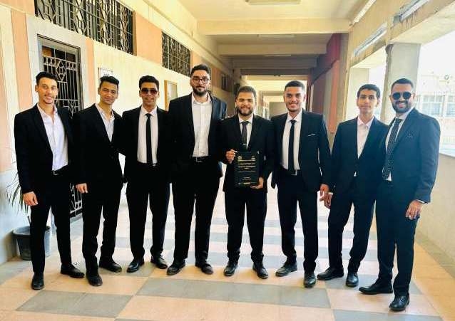 طلاب كلية الهندسة بجامعة حلوان يبتكرون نظامًا لتوليد وتخزين الهيدروجين الأخضر