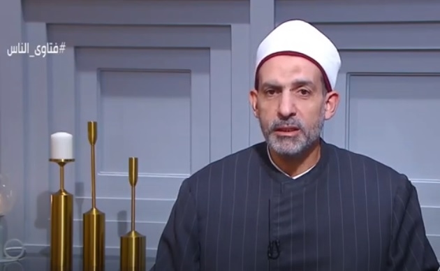 أمين الفتوى بالإفتاء: لا يجوز للزوج منع زوجته من زيارة أهلها