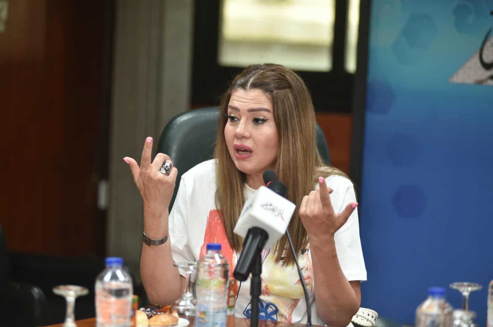 رانيا فريد شوقي تكشف عن رأيها في السوشيال ميديا ومنتقدي الفن.. ماذا قالت؟