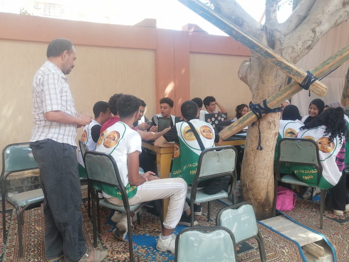 توافد الشباب على لجان انتخابات مجلس الشيوخ بالفيوم