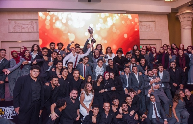 برعاية «أورنچ مصر» . جامعة مصر للعلوم والتكنولوجيا تفوز بمسابقة إيناكتس المحلية ٢٠٢٥ لرواد الأعمال