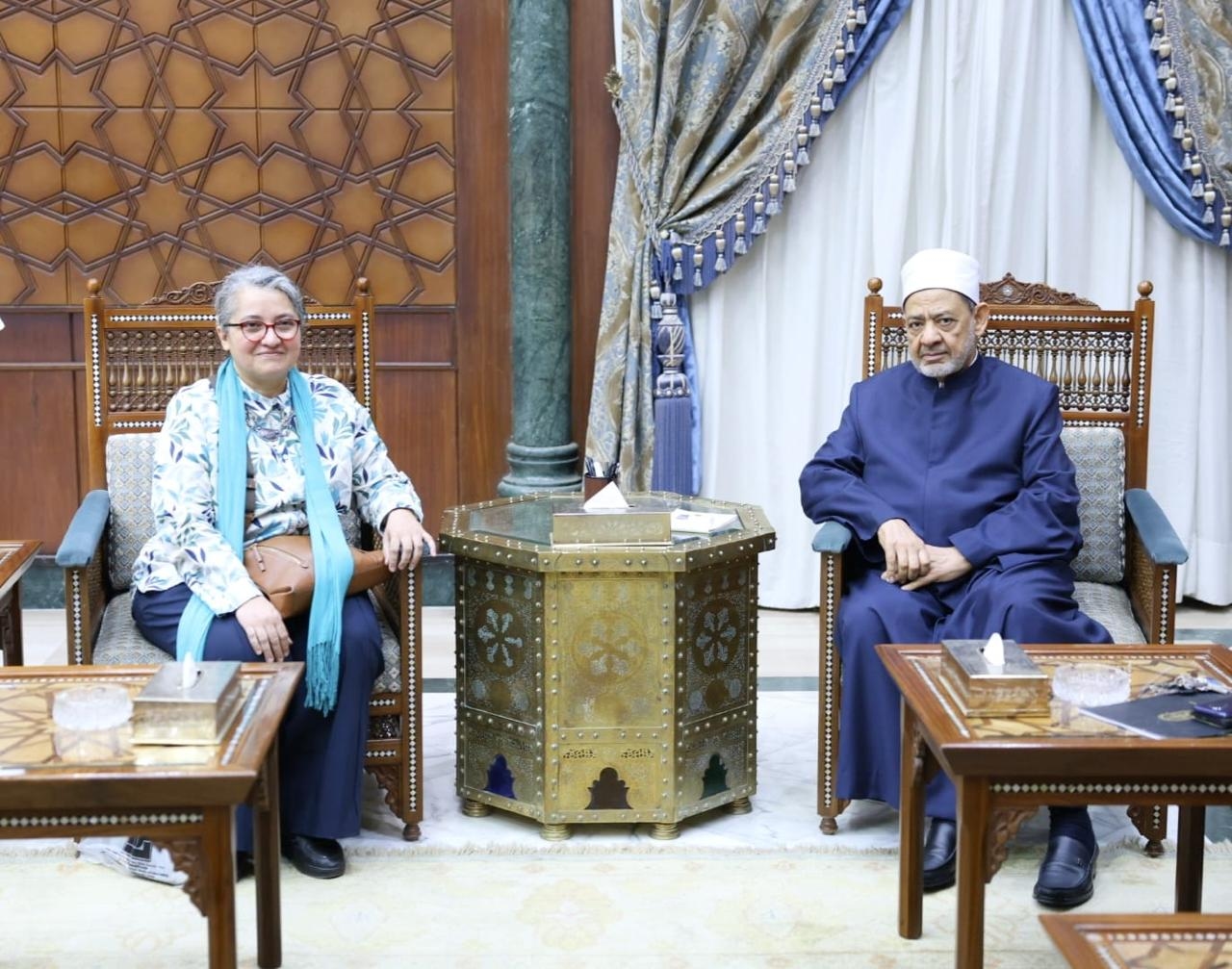 شيخ الأزهر يدعو لإحياء ثقافة القراءة وإعادة نشر كنوز الإصدارات الإسلامية