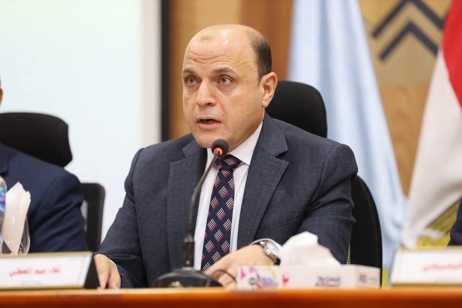محافظ كفر الشيخ يُشيد بتعاون الأهالي في مشروع خفض منسوب بإحدى قرى دسوق