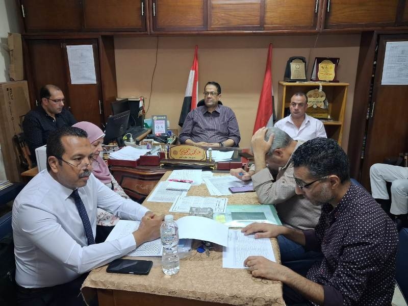 وكيل "تعليم الغربية" يُتابع امتحانات الدور الثاني للدبلومات الفنية من غرفة العمليات