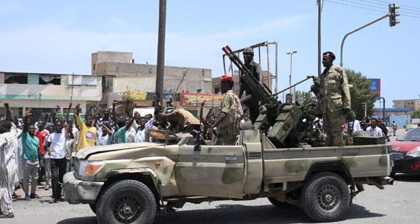 السودان يستنكر الاتهامات الأمريكية والجيش يستعيد السيطرة على «الدبيبات»