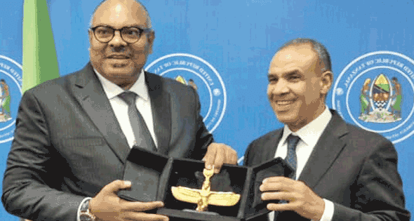 وزير الخارجية: الاهتمام بتعزيز العلاقات التجارية والاستثمارية مع تنزانىا