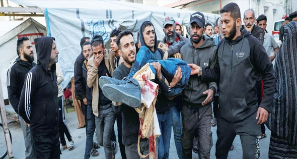 تزايد الضغوط الداخلية على نيتانياهو لوقف الحرب الاحتلال يحاصر رفح الفلسطينية.. وشهداء فى الشجاعية وخان يونس