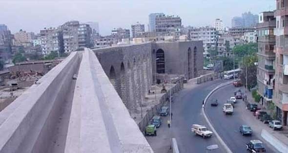 وزير الإسكان: سور مجرى العيون أهم مشروعات التطوير بالقاهرة حاليا