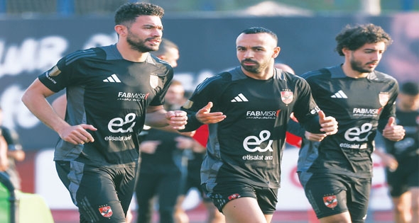 الإرهاق يضرب الأهلى.. والجبهة اليسرى صداع فى رأس كولر