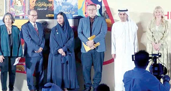 أدباء وكتاب هاجموا الرواية دون أن يقرأوها..
«البوكر»مصرية والجدل بلا حدود