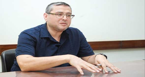 محمد سمير ندا الفائز بجائزة البوكر العربية لـ الأهرام: شــعرت بمحاولة لســرقة الفـــرحة مـنى!