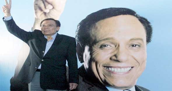 عادل إمام.. حضور رغم الغياب!