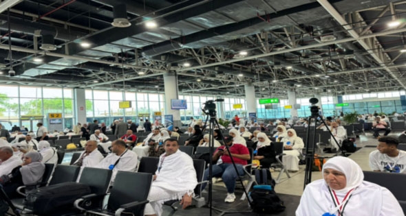 324 رحلة طيران لسفر 59 ألف حاج