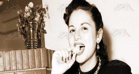 نساء كثيرات .. ووجه واحد للقمر