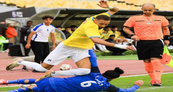 الإسماعيلى يحتج على حكم مباراة سموحة