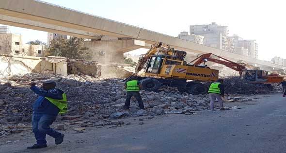 «متروالإسكندرية»..يسابق الزمن
تذليل العقبات وسرعة التنفيذ وحل الاختناقات المرورية فى المسار العلوى