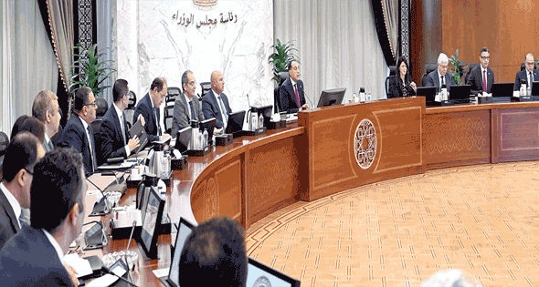 مدبولى يشيد بجهود اللجنة الطبية العليا..
«ريادة الأعمال» أداة رئيسية لتحقيق النمو المستدام وجذب الاستثمارات