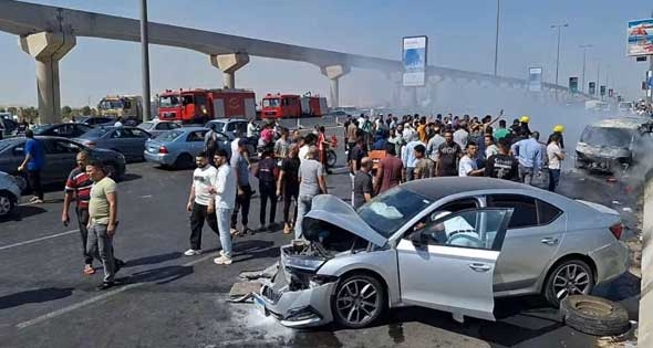 صدام بين 3 سيارات يسفر عن وفاة 2 وإصابة 6 بمحور 26 يوليو