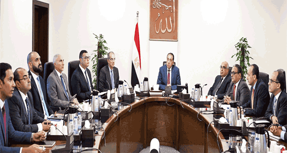 ‎«تحلية مياه البحر» أحد الملفات الحيوية للدولة.. مدبولى: الحكومة تهتم بميكنة الخدمات للتيسير على المواطنين