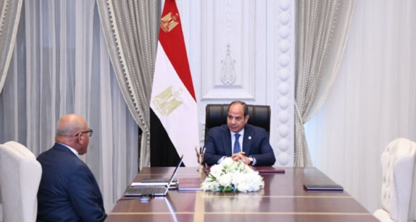 تعميق التصنيع بجودة عالمية..
السيسى: توطين التكنولوجيا المتقدمة وزيادة الإنتاج وخفض فاتورة الاستيراد